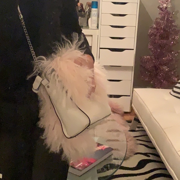 Mongolia fur crossbody/handbag/shoulder bag - Picture 6 of 13